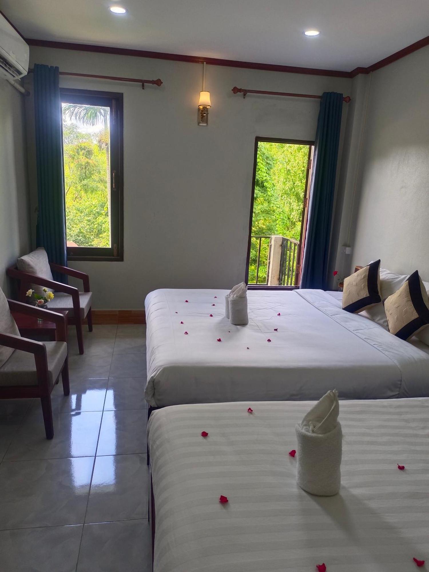 Dok Champa Resort Vang Vieng Zewnętrze zdjęcie
